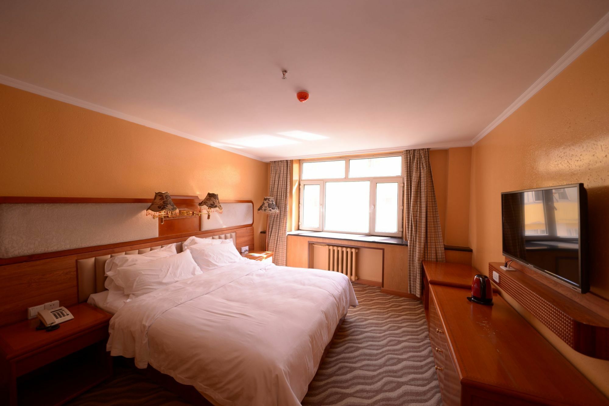 Harbin Bremen Train Station Hotel Exterior photo